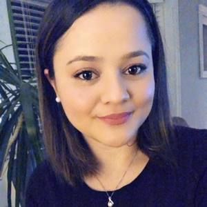 Meet your Posher, Lesly